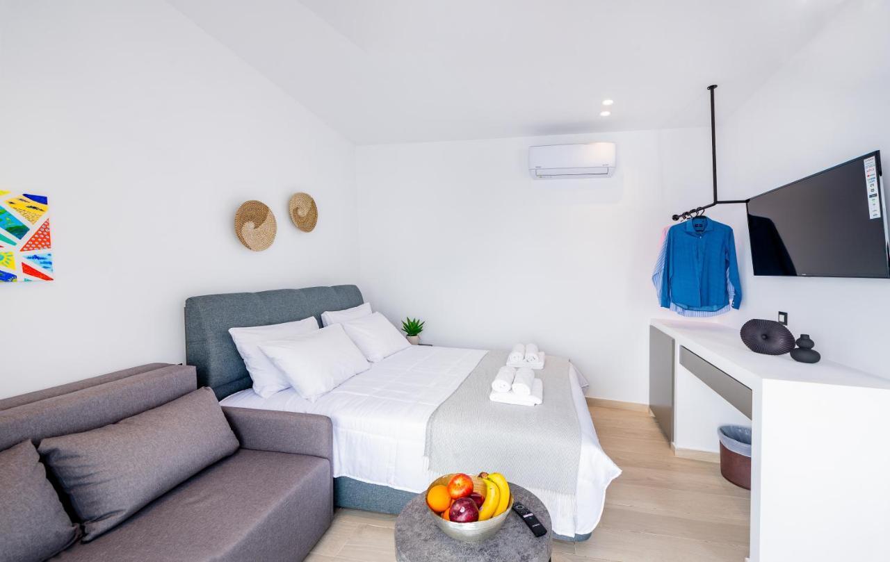 Sunwaves Beach Studio I Ialysos  Extérieur photo